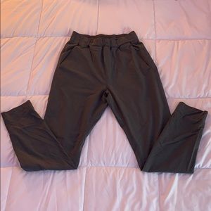 Lululemon Grey Raised City Pant - Size Small